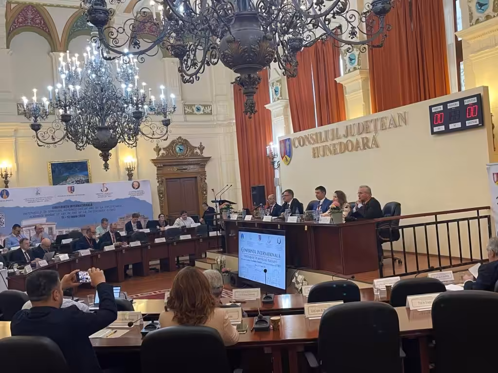 Conferinta internationala institutiile in serviciu natiunii (10)