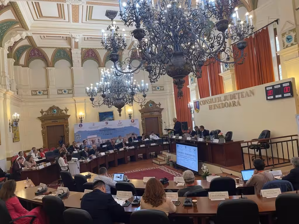 Conferinta internationala institutiile in serviciu natiunii (12)