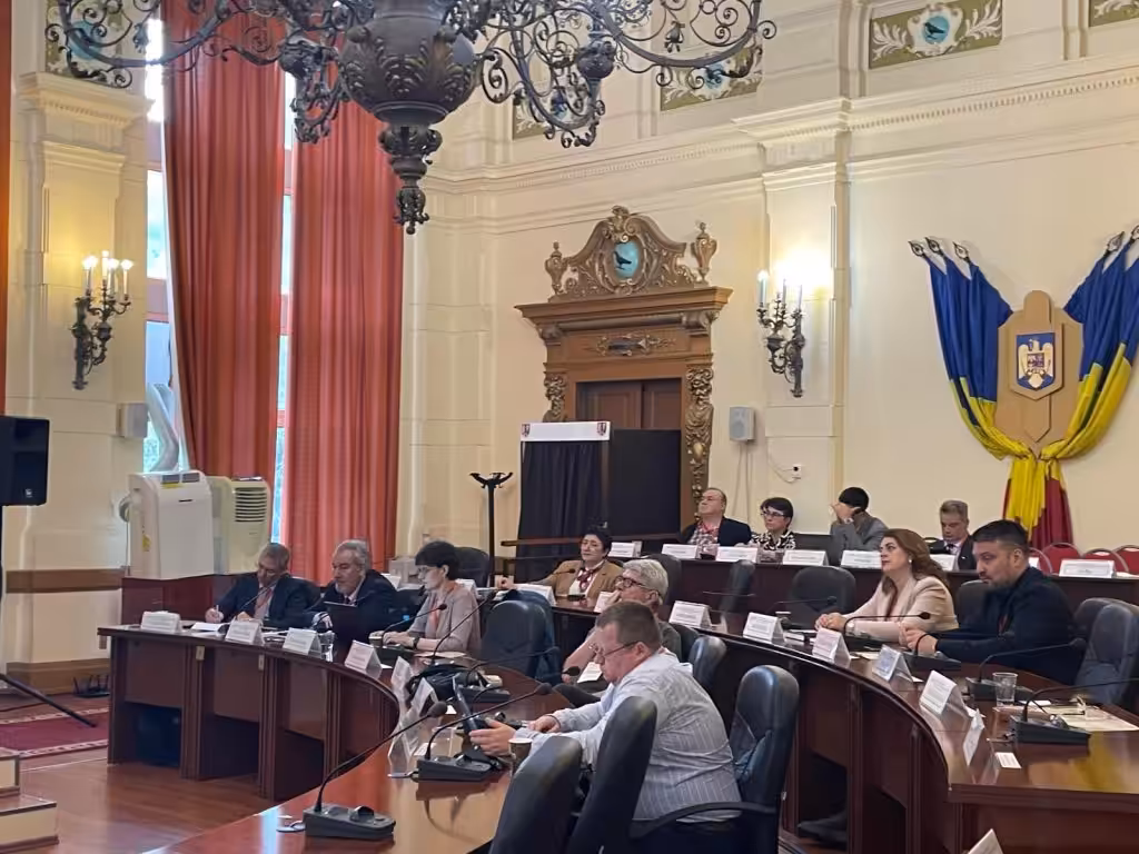 Conferinta internationala institutiile in serviciu natiunii (13)