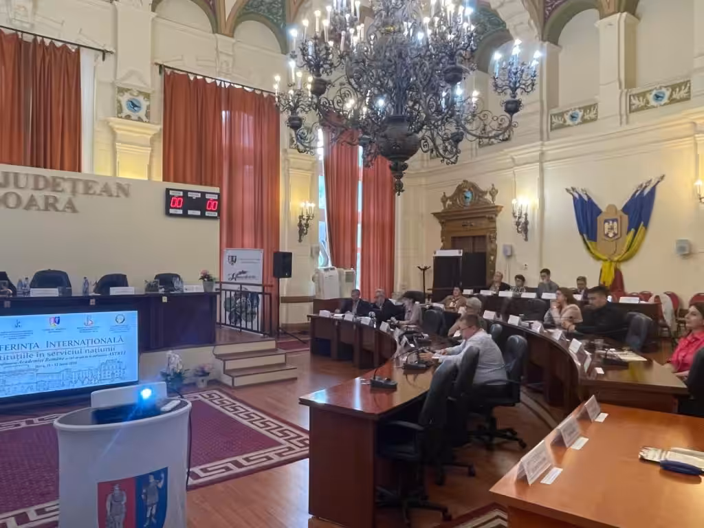 Conferinta internationala institutiile in serviciu natiunii (14)