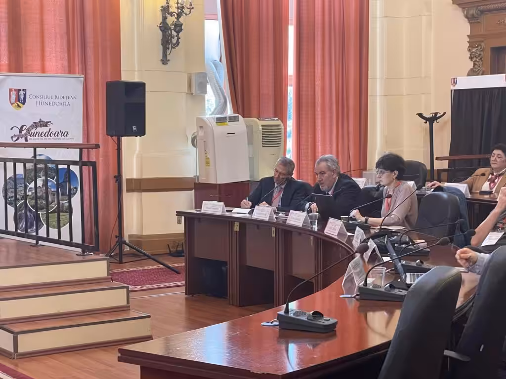 Conferinta internationala institutiile in serviciu natiunii (15)
