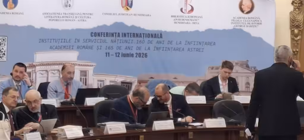Conferinta internationala institutiile in serviciu natiunii (2)
