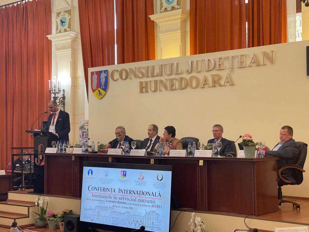 Conferinta internationala institutiile in serviciu natiunii (28)
