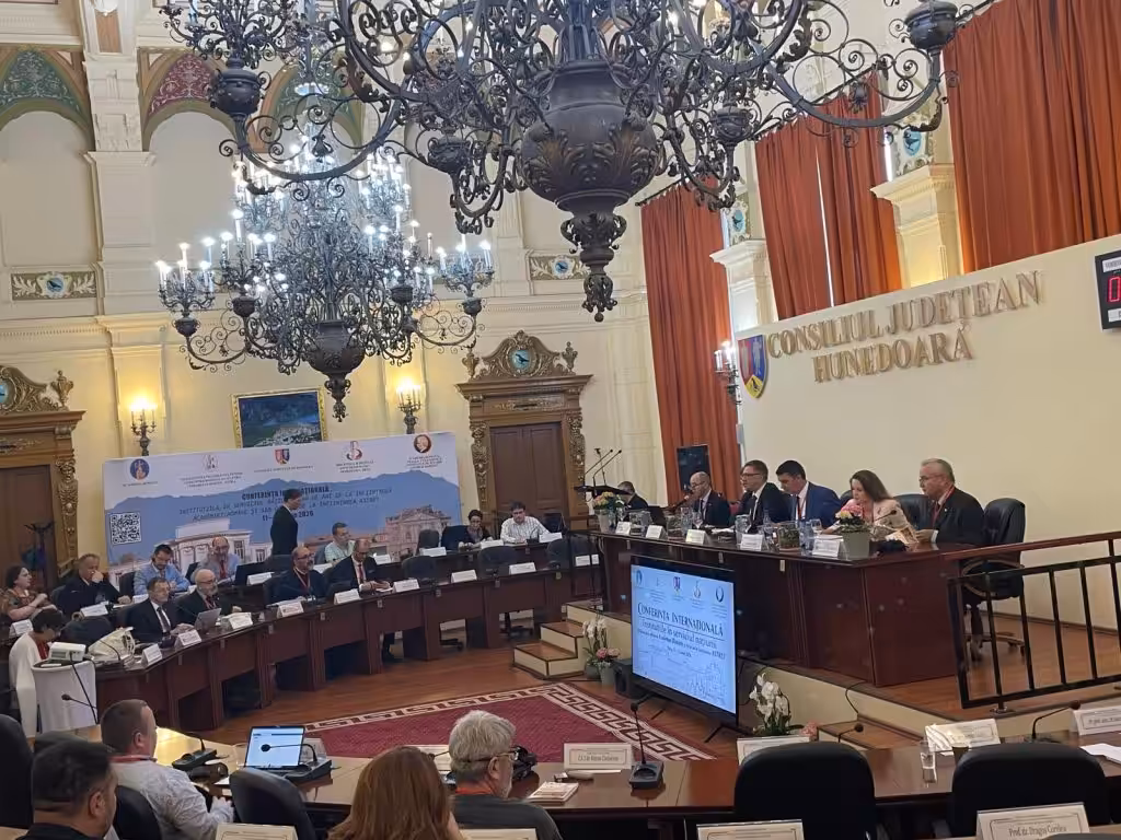 Conferinta internationala institutiile in serviciu natiunii (9)